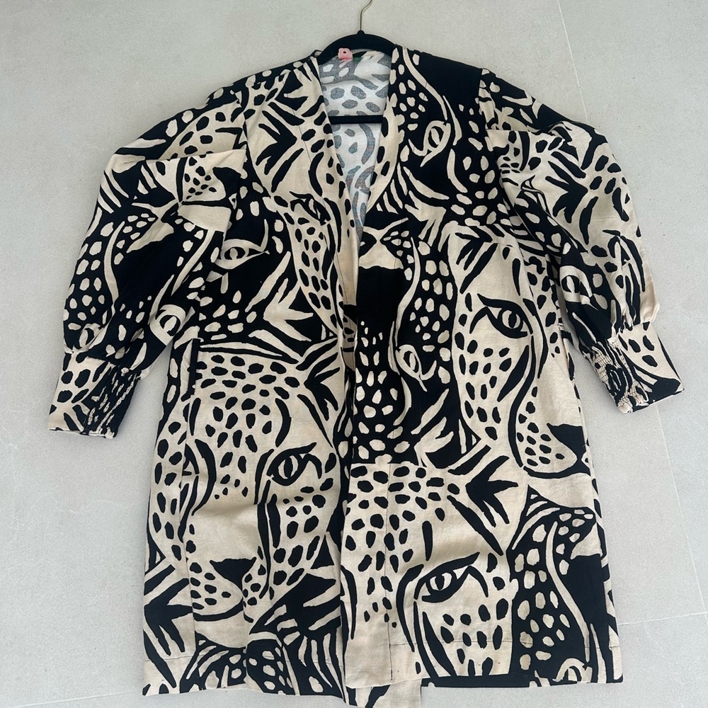 Farm leopard kimono
